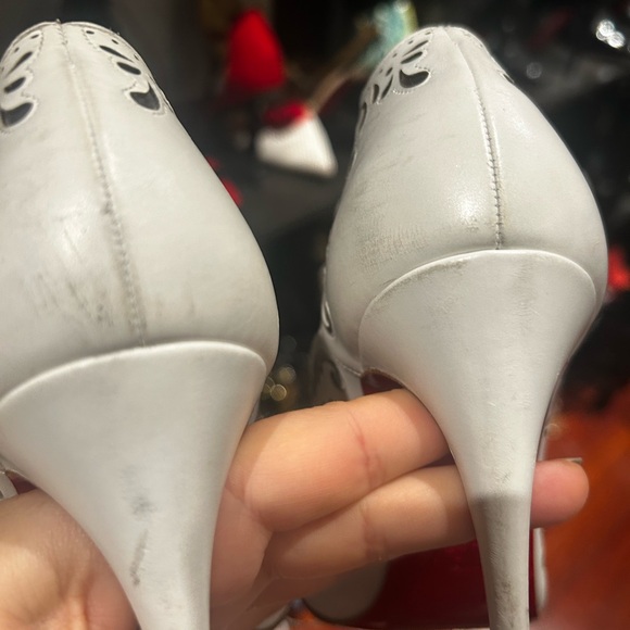 Christian Louboutin IMPERA white heels, size 37/ US7 RARE! - Picture 12 of 15